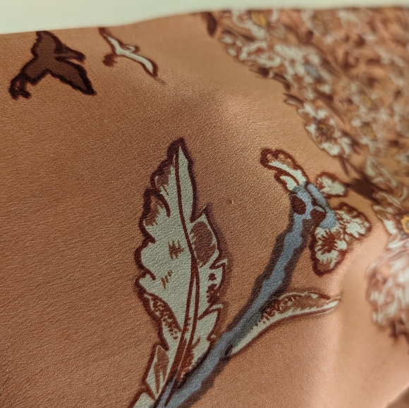 Carole Little Saint Tropez 100% Silk Floral Birds Marsh Print Blouse, size S - Picture 11 of 12